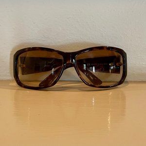 Gucci Tortoise Womens Sunglasses